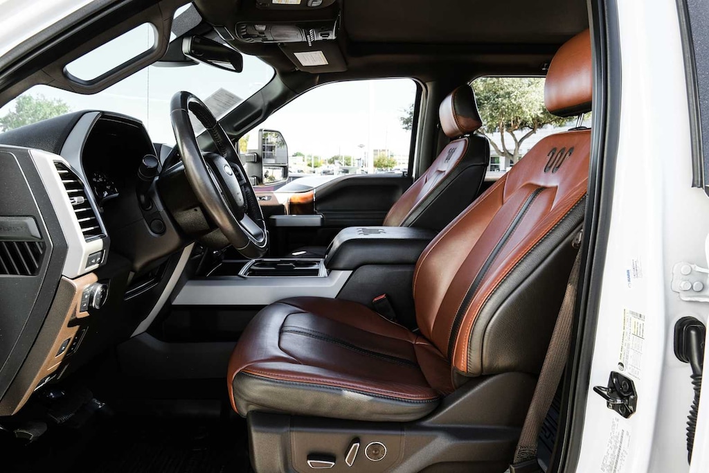 Used 2019 Ford Super Duty F-350 DRW King Ranch 4WD Crew Cab 8 Box Truck