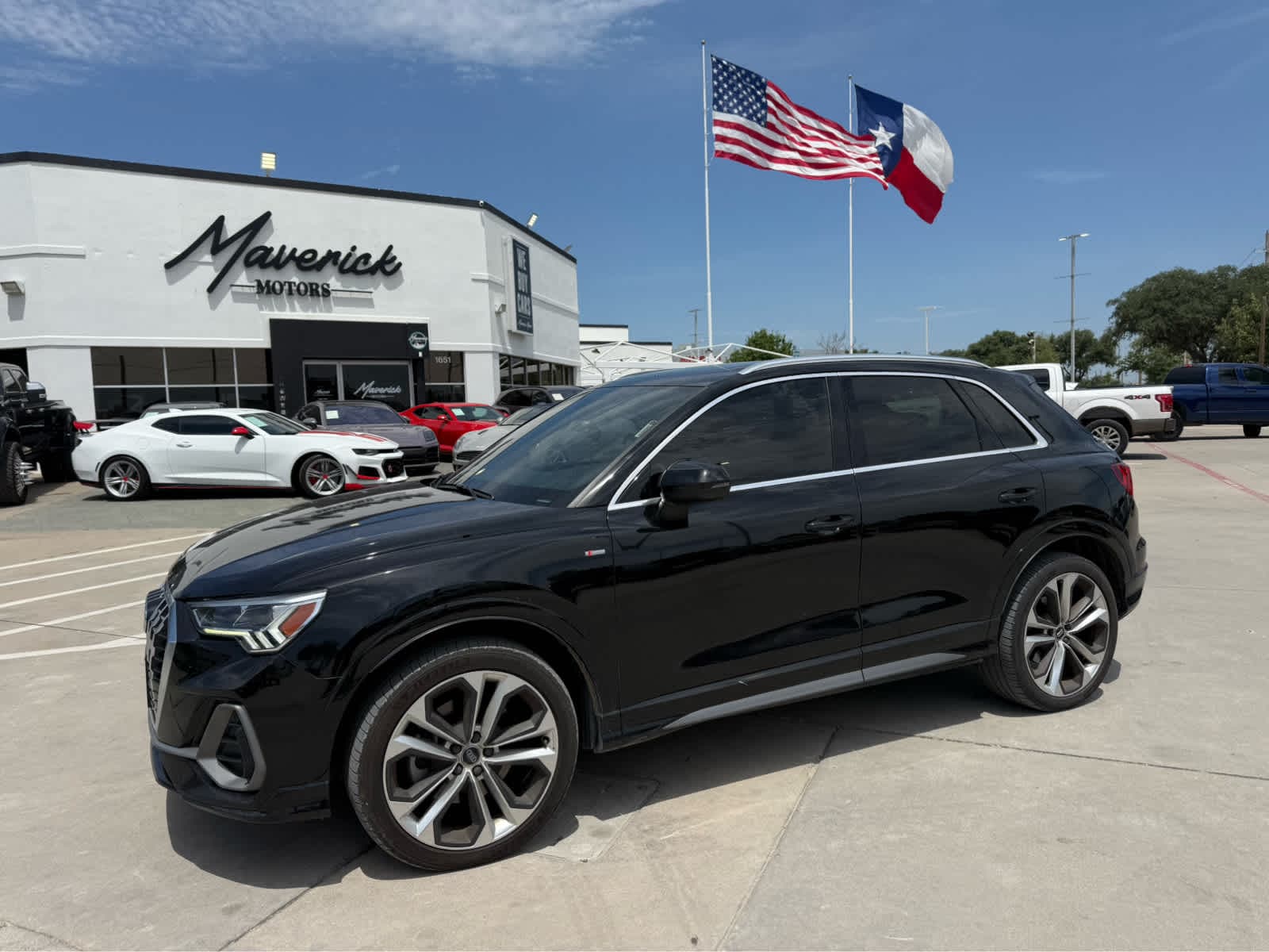 2019 Audi Q3 45 TFSI S Line Premium Plus quattro's photo