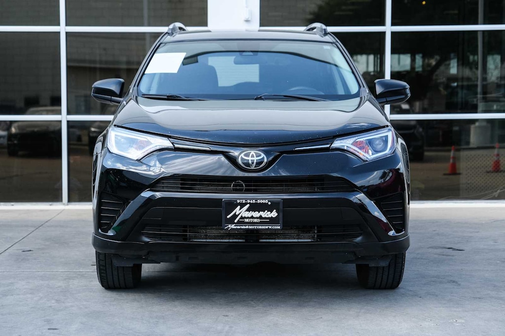 Used 2018 Toyota RAV4 LE SUV