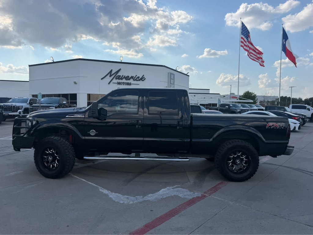 Used 2016 Ford Super Duty F-250 Pickup Lariat 4WD Crew Cab 172 Truck