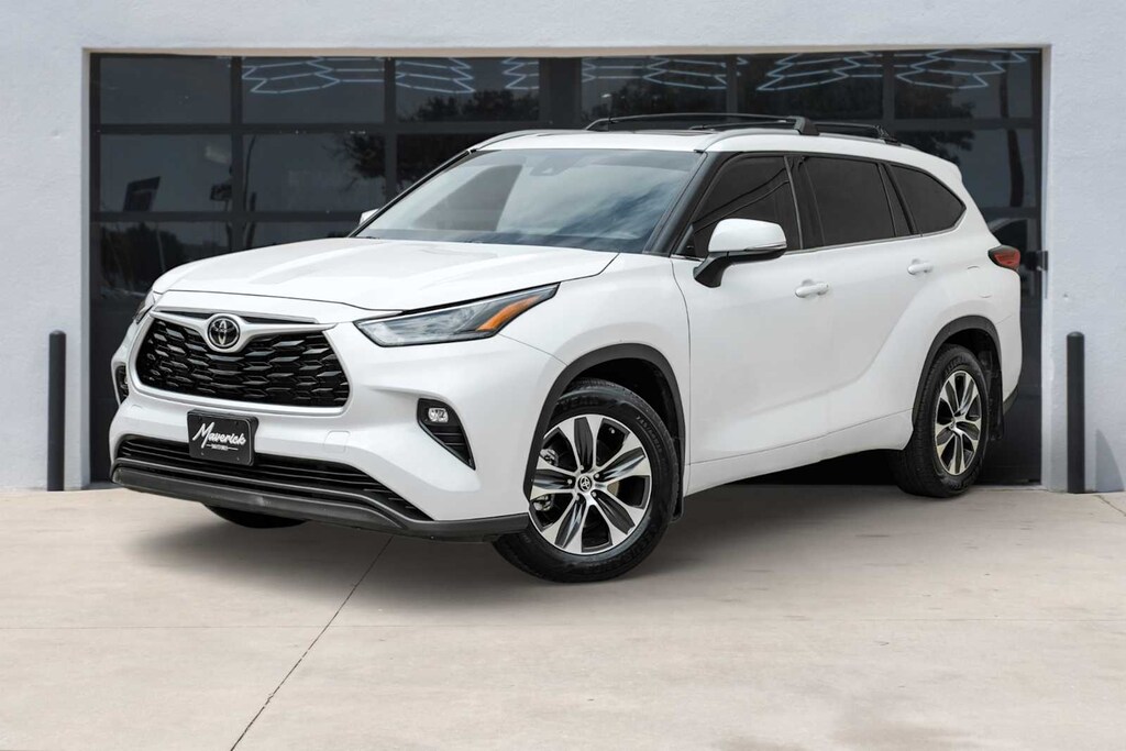 Used 2022 Toyota Highlander XLE SUV