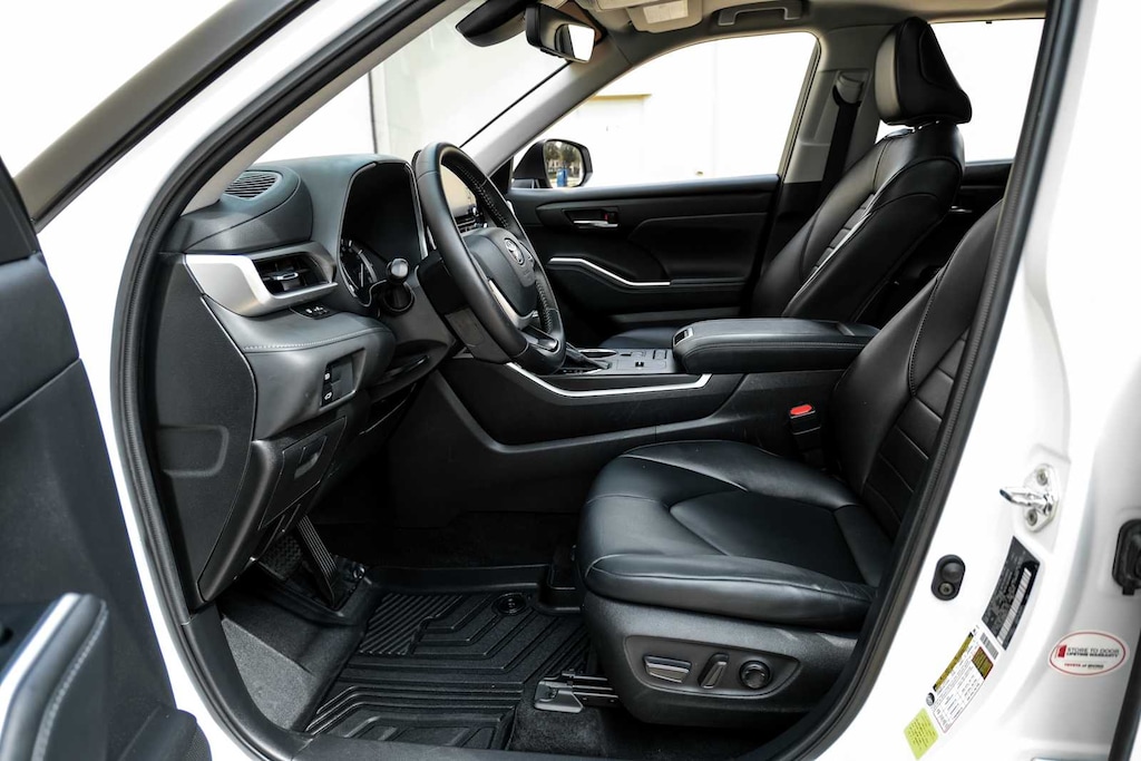 Used 2022 Toyota Highlander XLE SUV