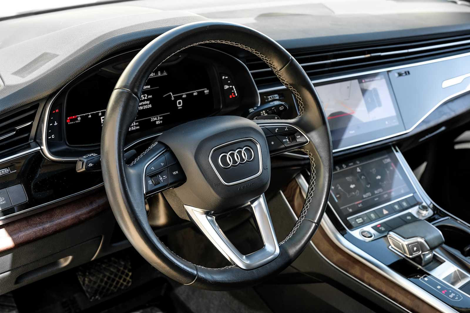2022 Audi Q8 Premium - Photo 19