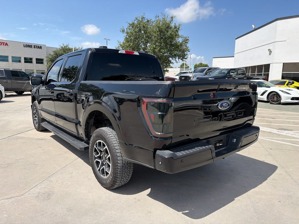 Used 2023 Ford F-150 XLT 4WD Supercrew 5.5 Box Truck