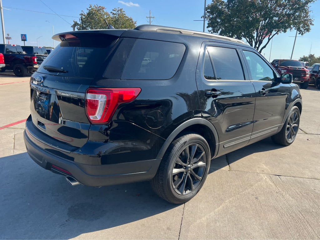 Used 2018 Ford Explorer XLT SUV