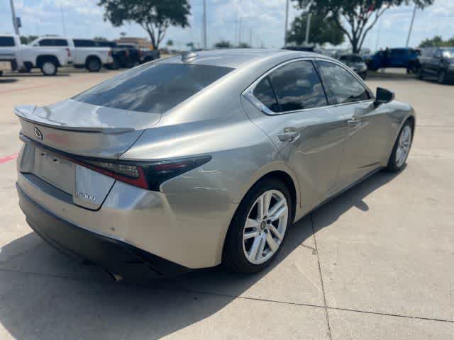 2021 Lexus IS 300 photo 3