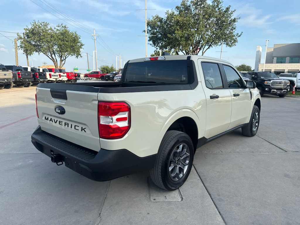 Used 2025 Ford Maverick XLT AWD Supercrew Truck