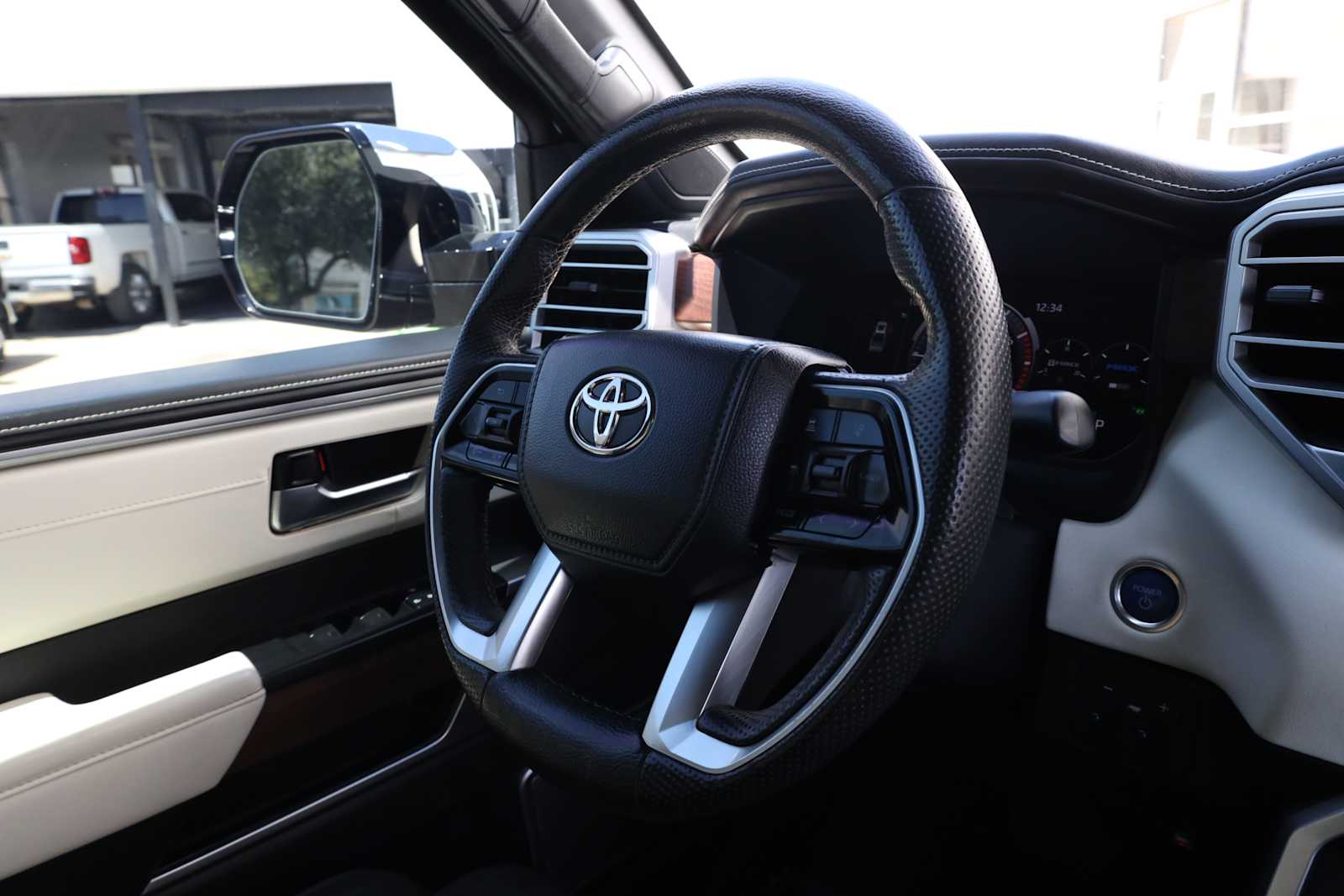 2022 Toyota Tundra Capstone - Photo 15