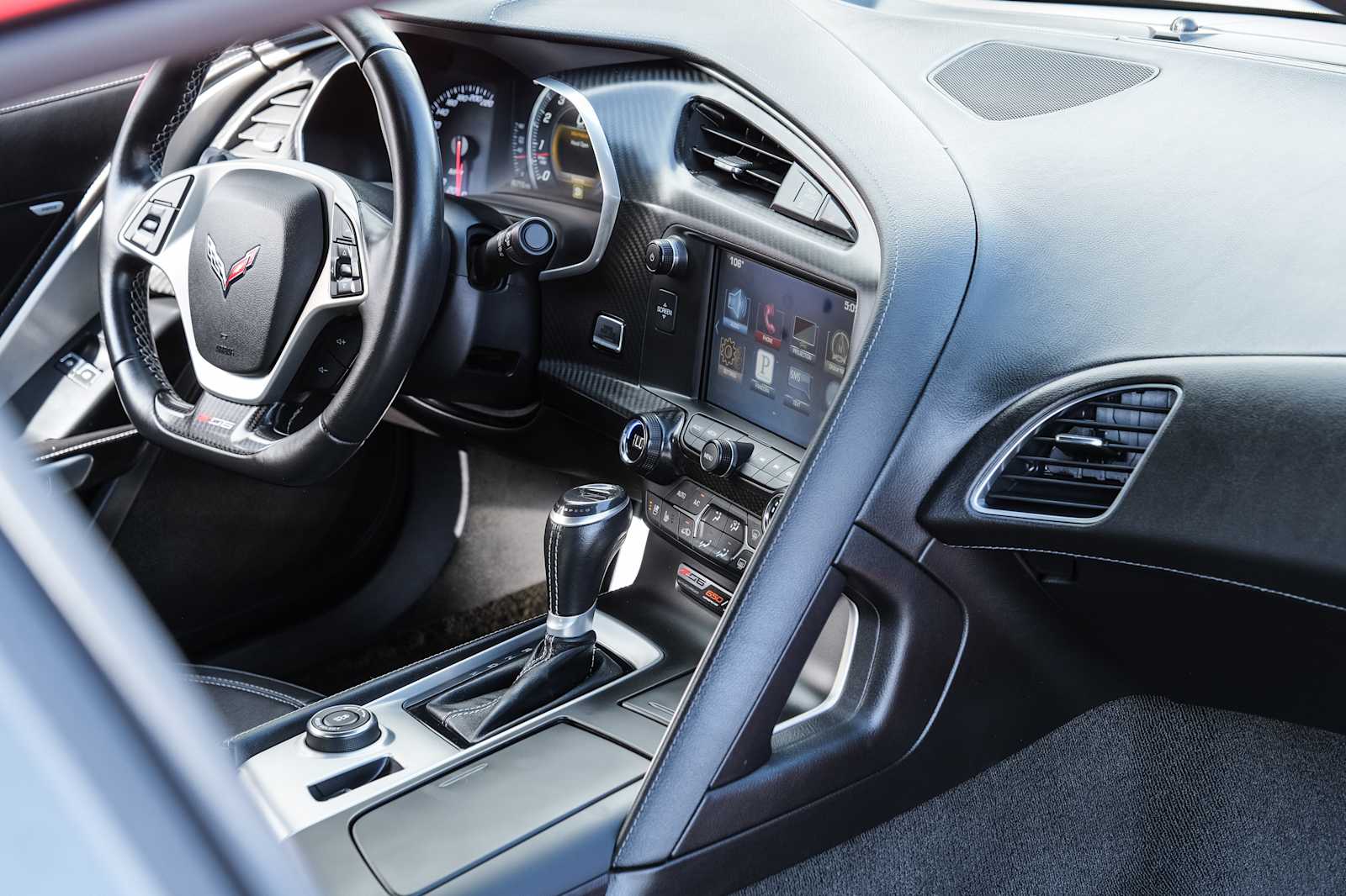 2016 Chevrolet Corvette 2LZ - Photo 25
