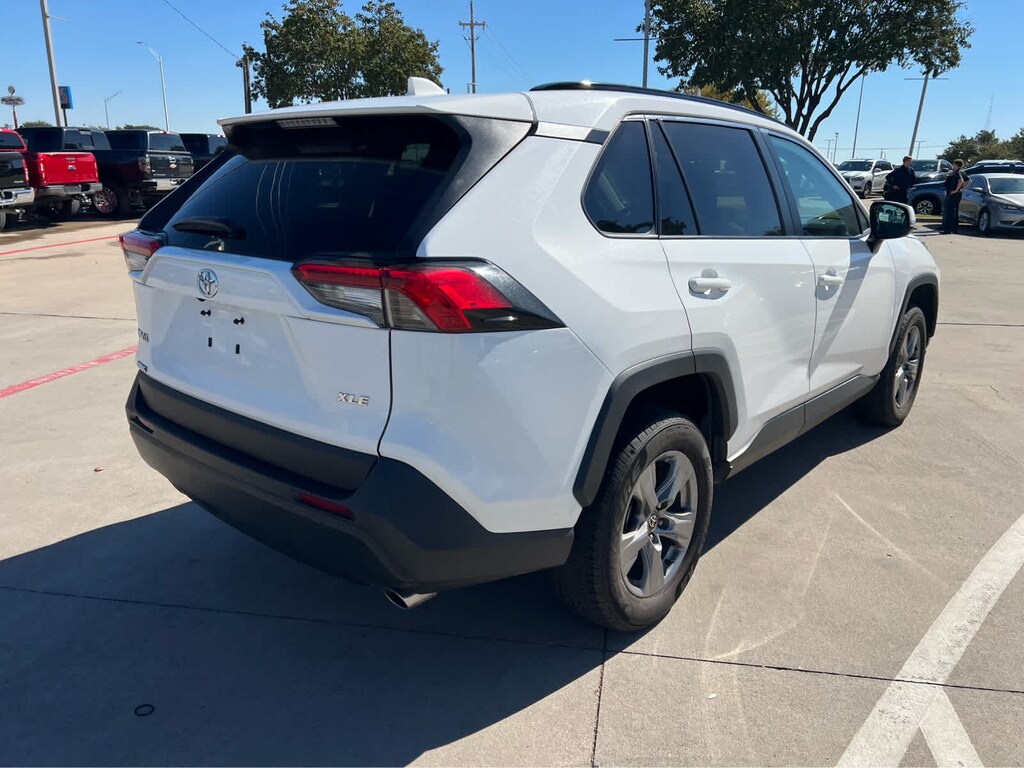 Used 2022 Toyota RAV4 XLE SUV