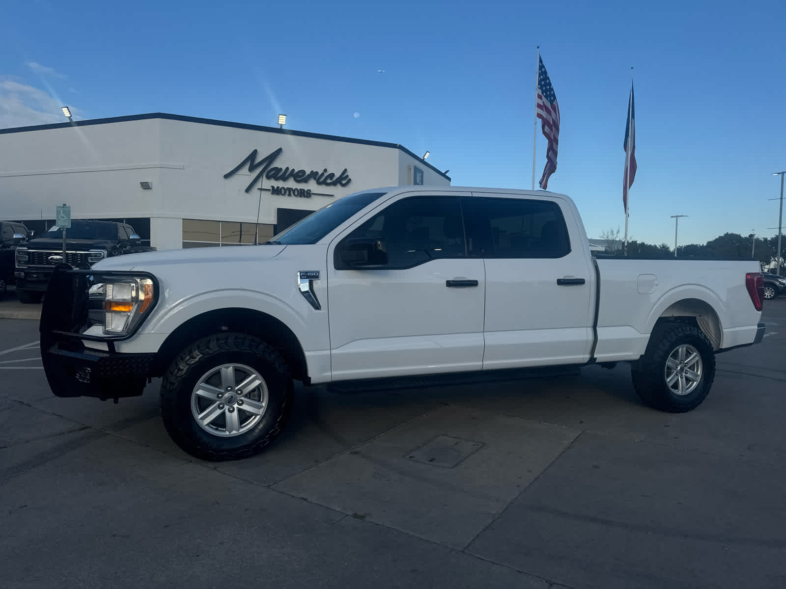 Used 2022 Ford F-150 XLT 4WD Supercrew 5.5 Box Truck