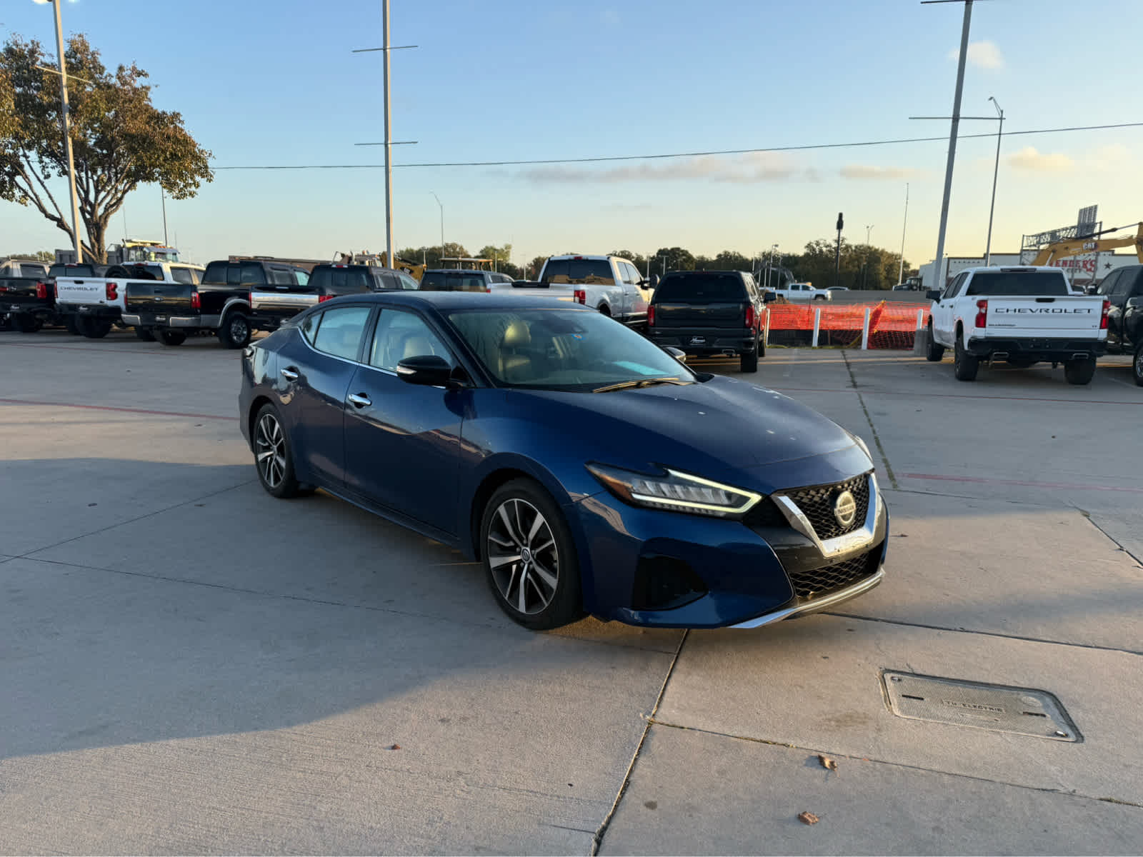 2022 Nissan Maxima SV photo 4