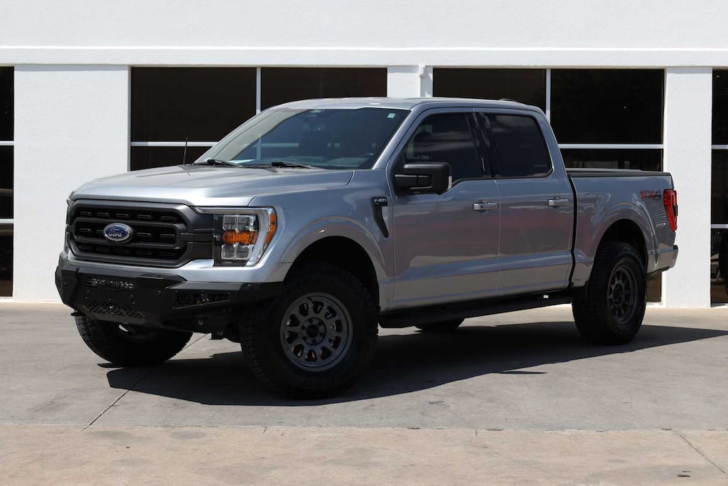 Used 2022 Ford F-150 XLT 4WD Supercrew 5.5 Box Truck