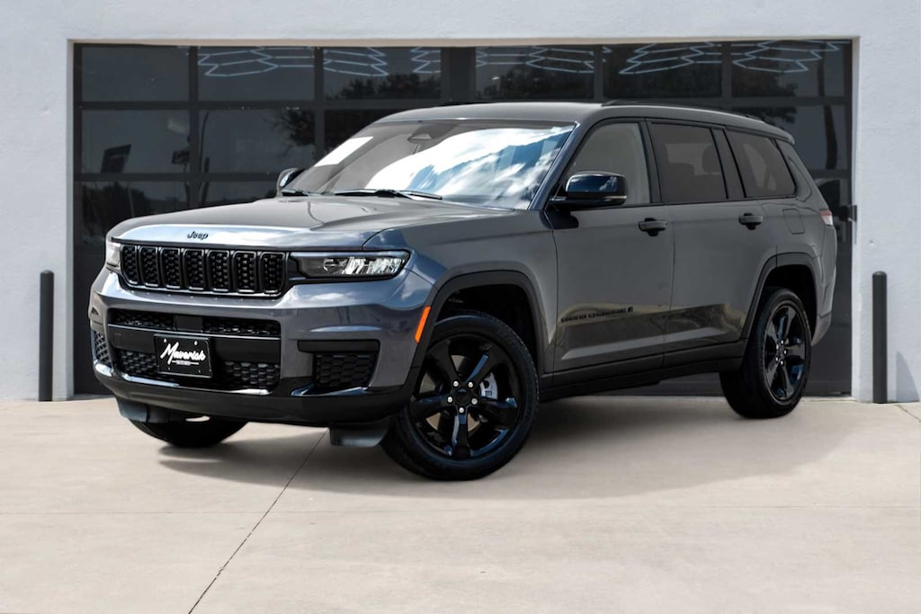 Used 2023 Jeep Grand Cherokee L Altitude SUV