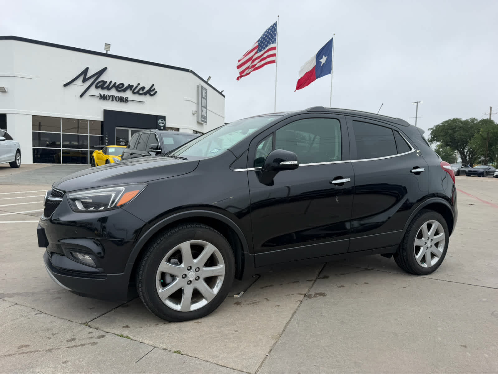 2019 Buick Encore Essence's photo