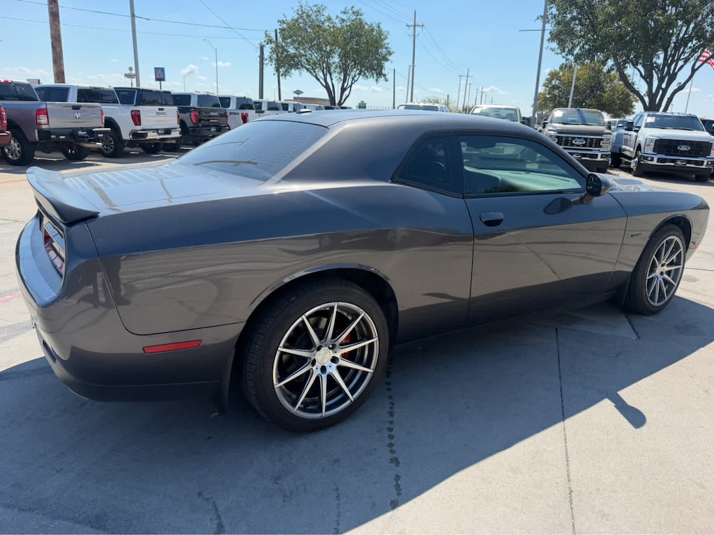 Used 2016 Dodge Challenger R/T Coupe
