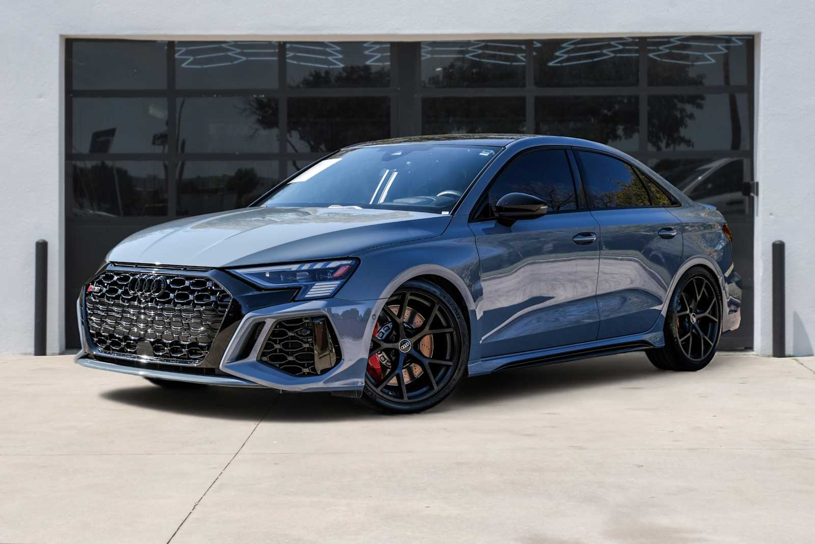 2022 Audi RS 3 Base's photo