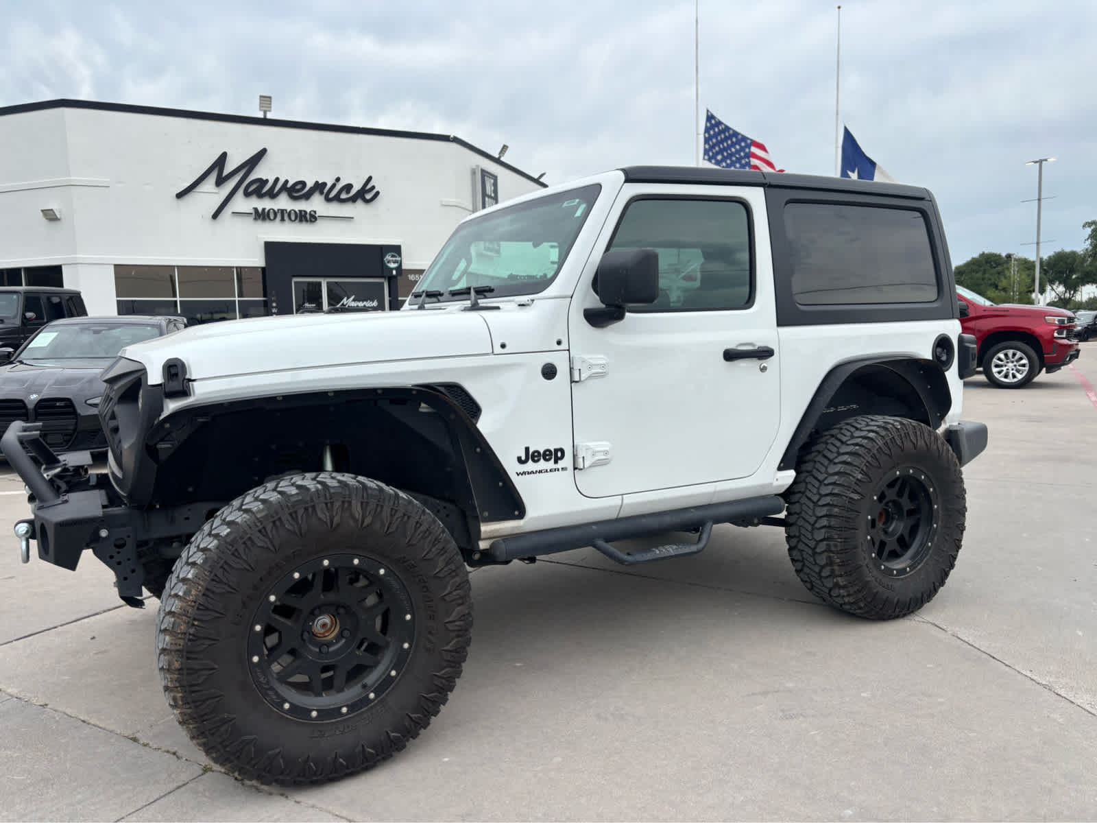 2024 Jeep Wrangler Sport's photo