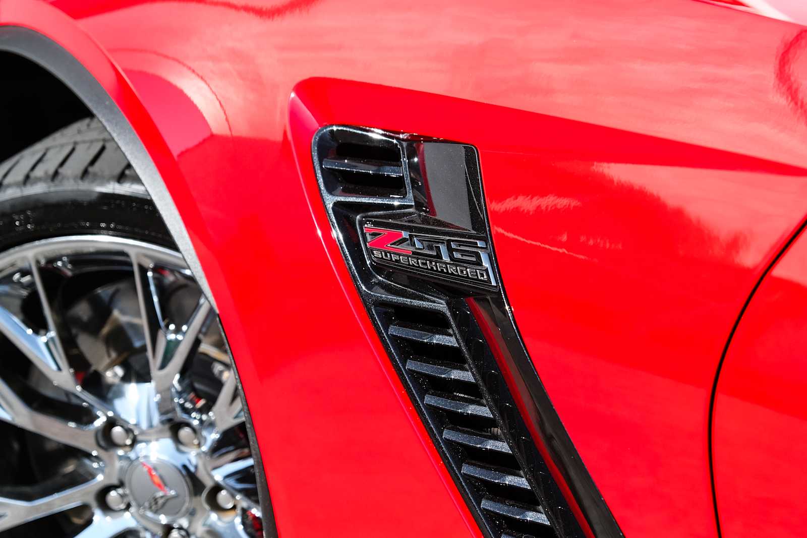 2016 Chevrolet Corvette 2LZ - Photo 16