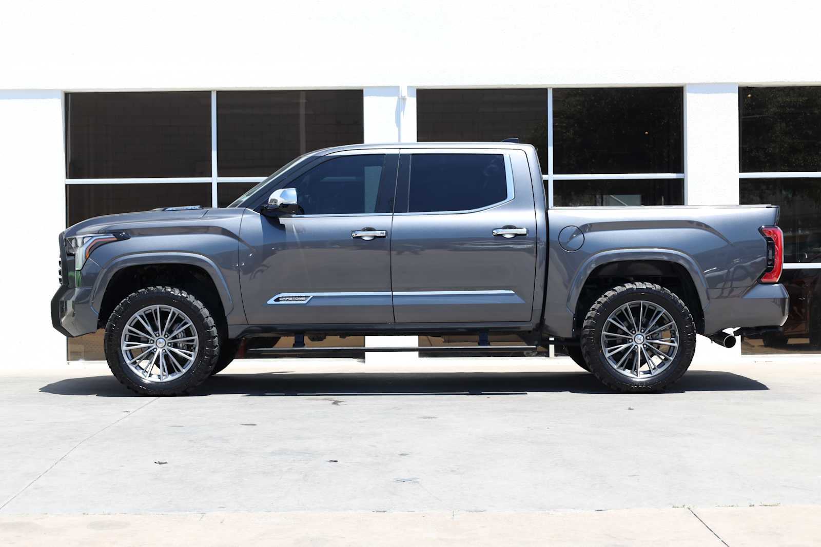 2022 Toyota Tundra Capstone - Photo 12