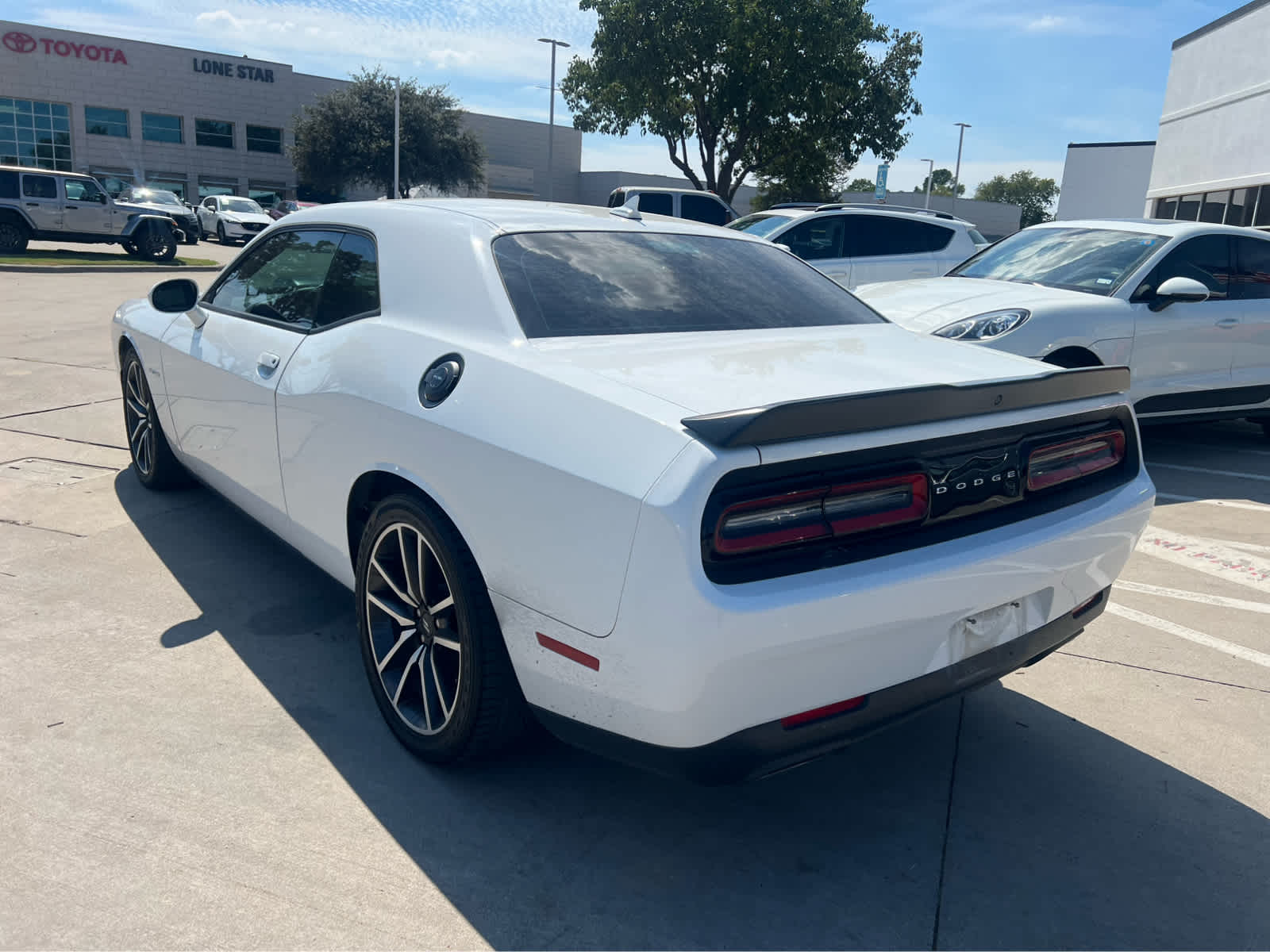 2022 Dodge Challenger R/T photo 2