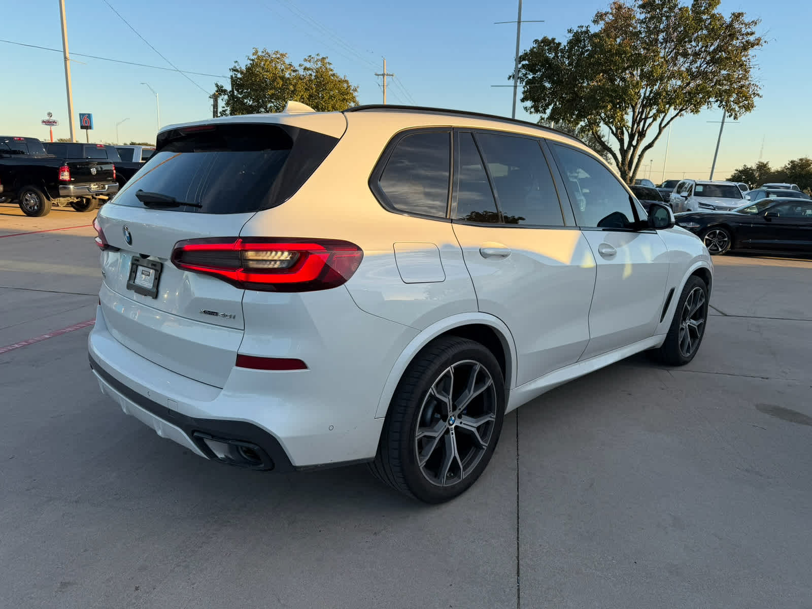2023 Bmw X5 xDrive40i photo 2