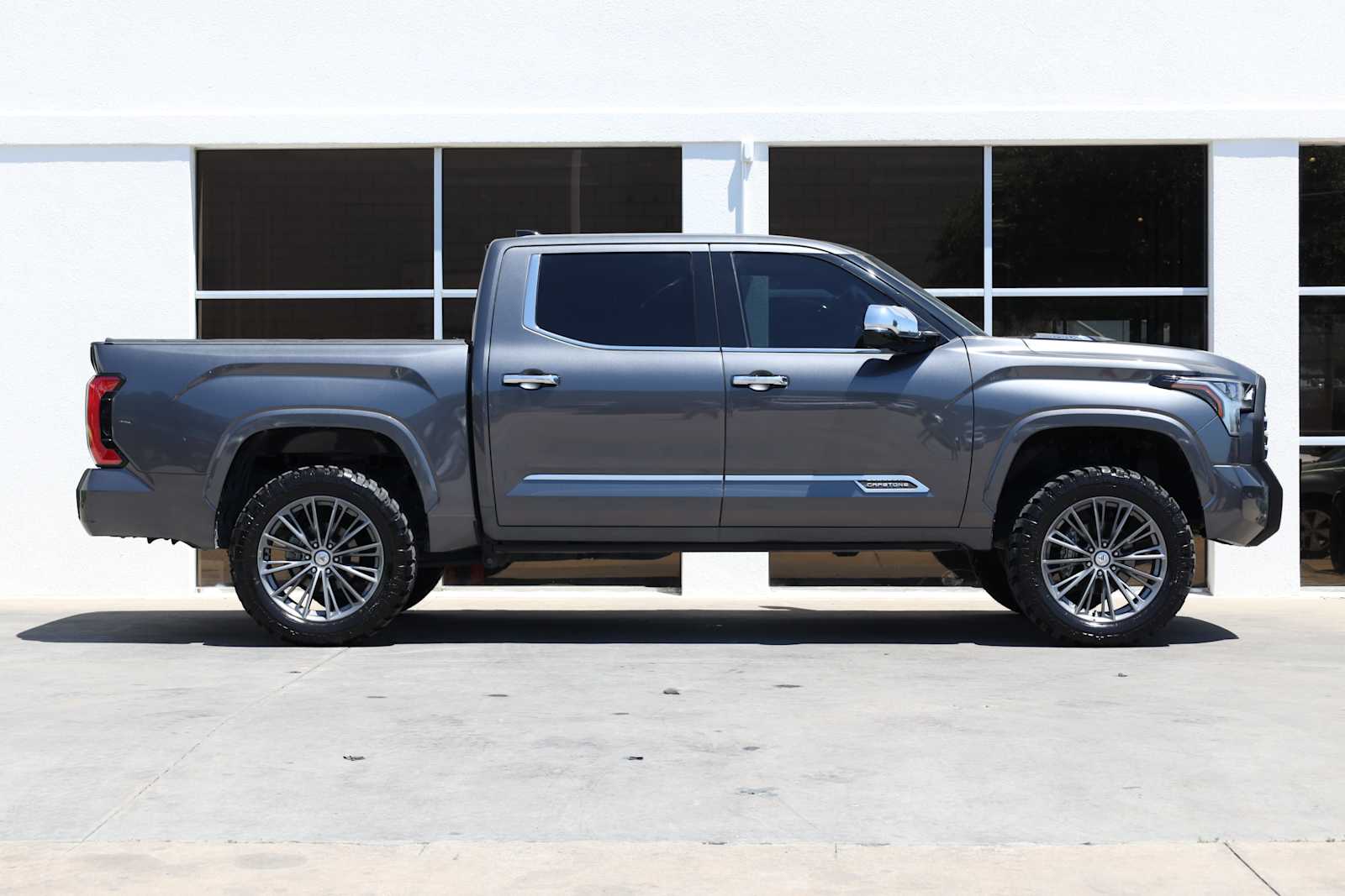 2022 Toyota Tundra Capstone - Photo 8