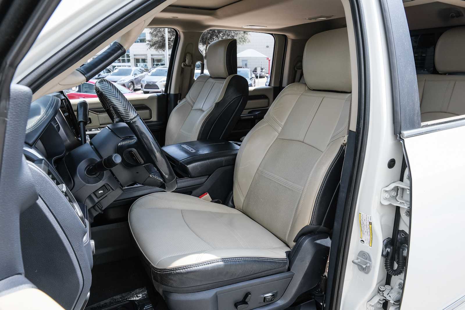 2019 RAM Ram 2500 Pickup Laramie Limited - Photo 32