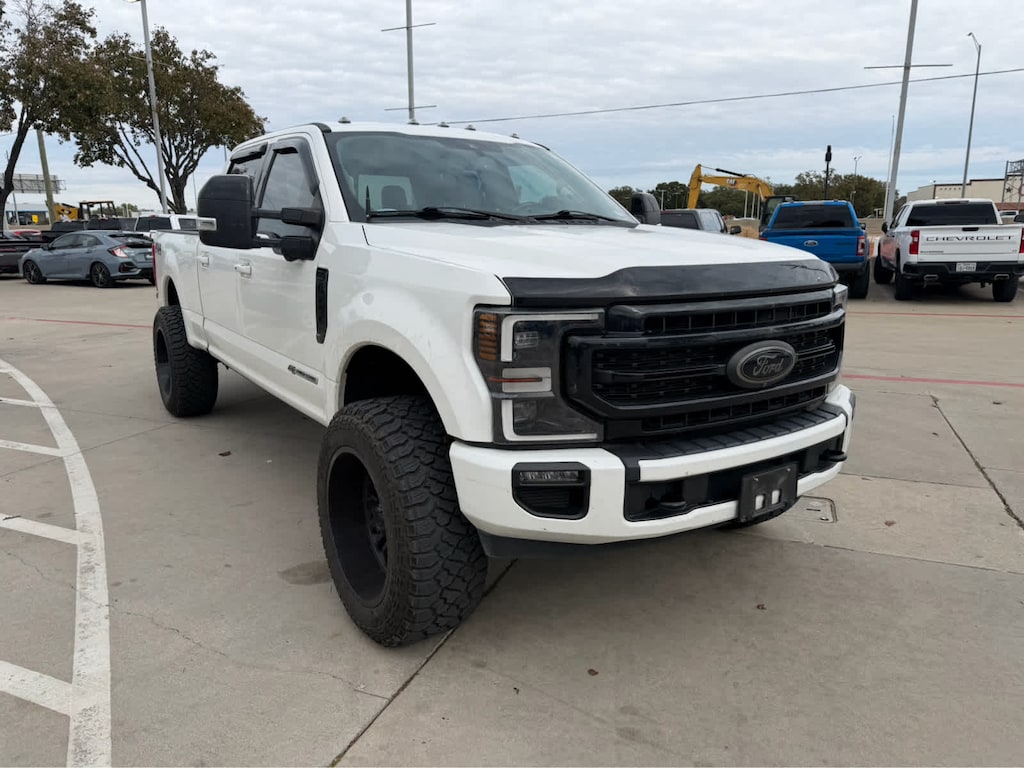 Used 2021 Ford Super Duty F-250 SRW Lariat 4WD Crew Cab 8 Box Truck