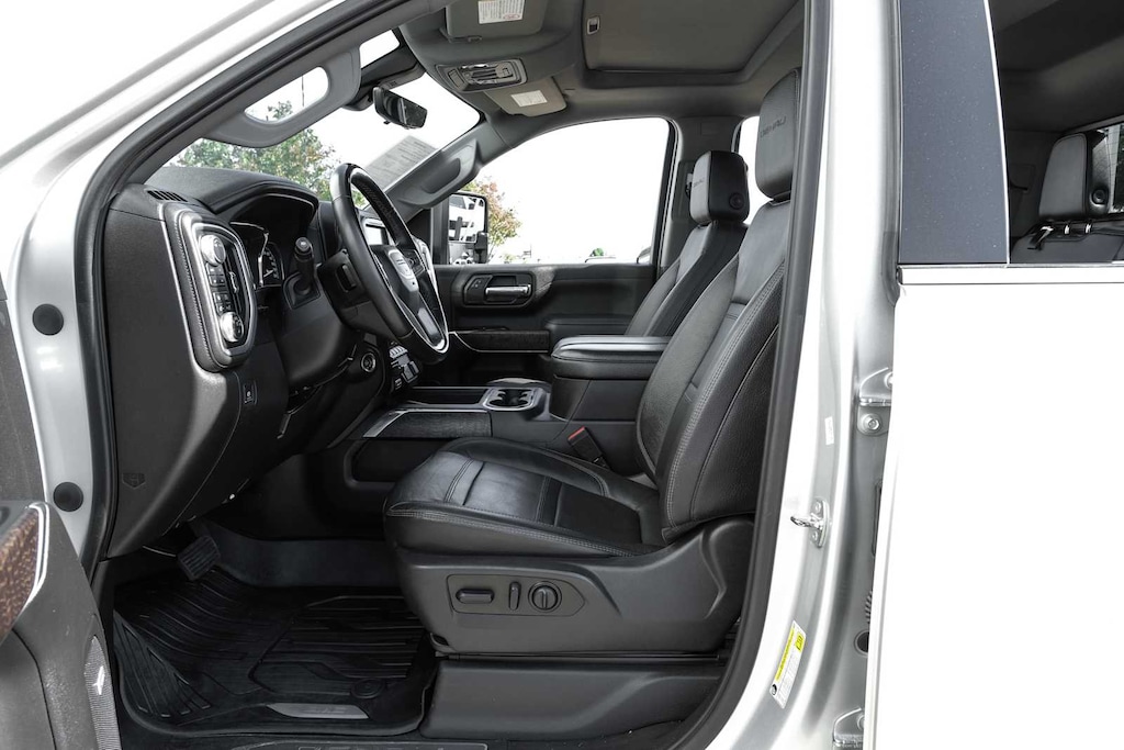 Used 2023 GMC Sierra 3500HD Denali Truck