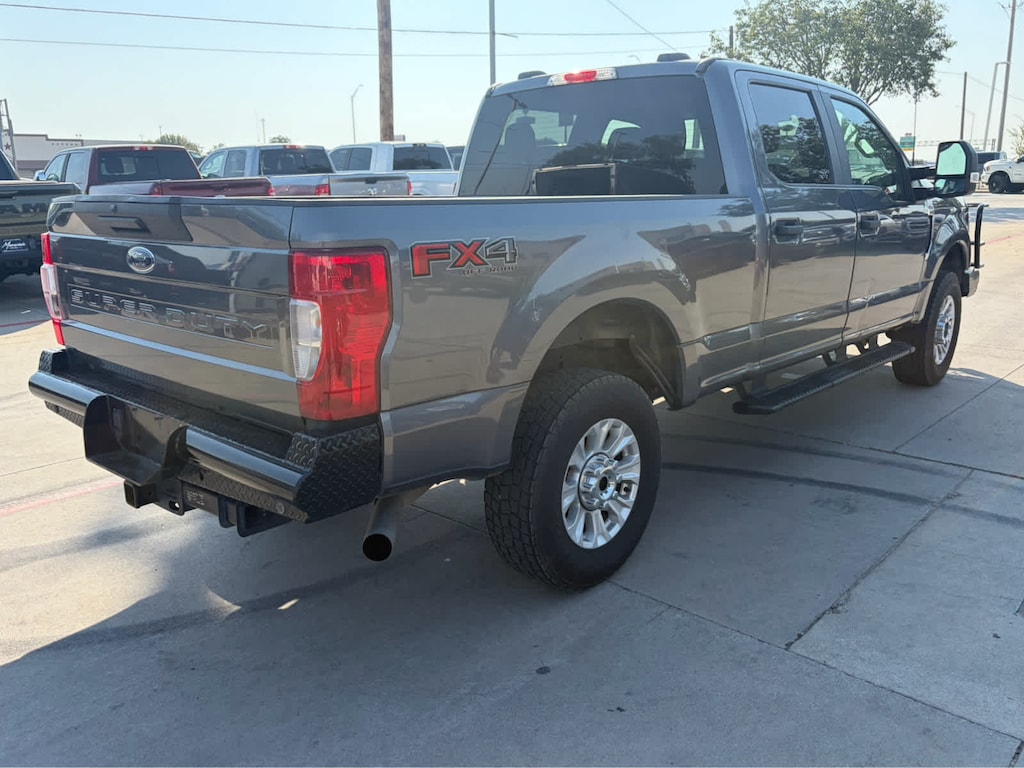 Used 2022 Ford Super Duty F-250 Pickup XL 4WD Crew Cab 6.75 Box Truck