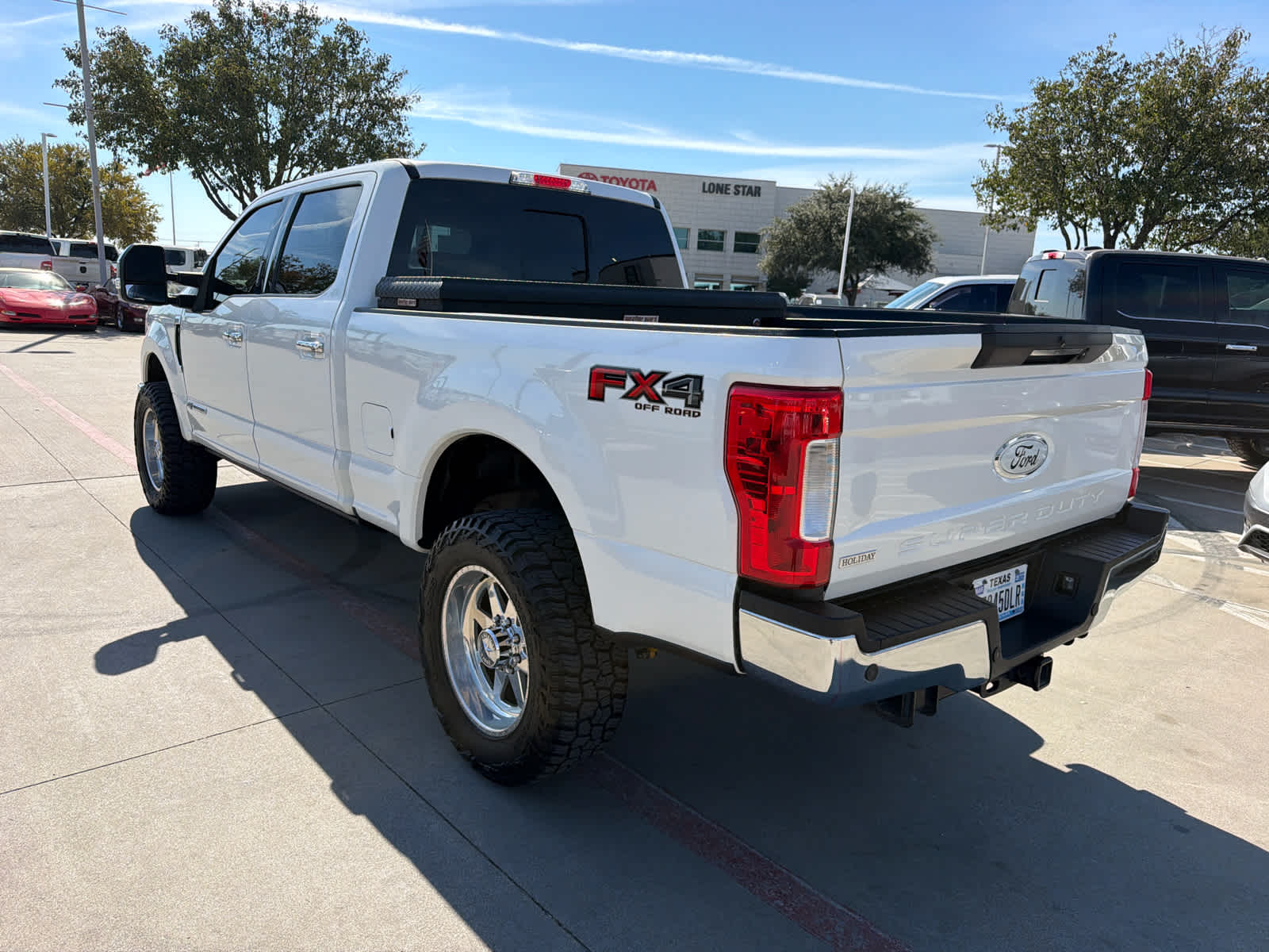 Used 2017 Ford Super Duty F-250 Pickup Lariat 4WD Crew Cab 6.75 Box Truck