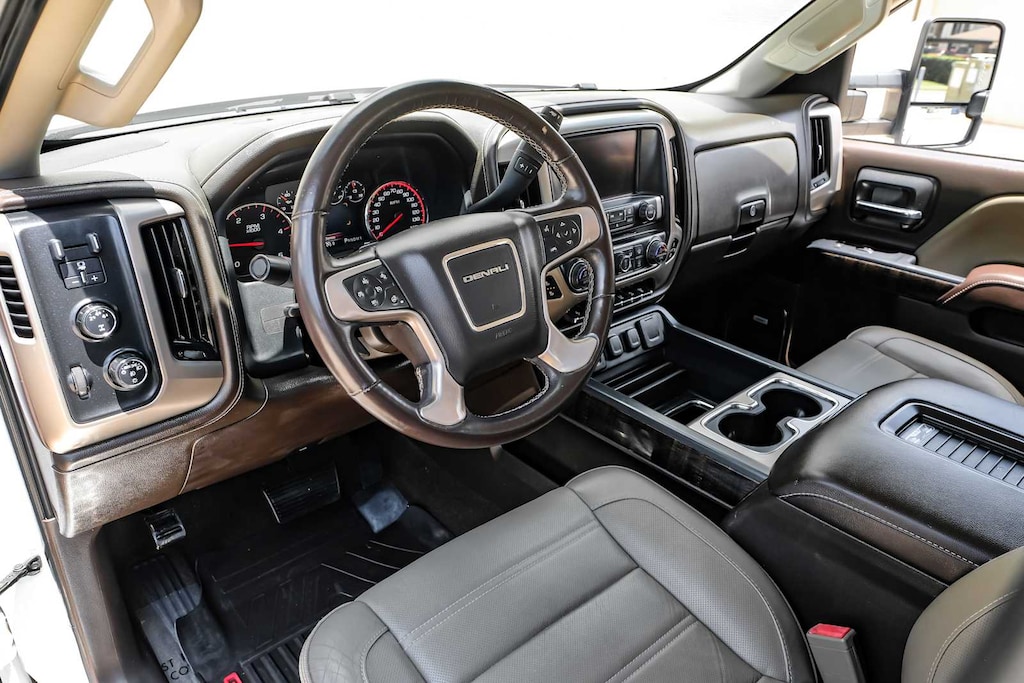 Used 2016 GMC Sierra 2500HD Denali 4WD Crew Cab 153.7 Truck