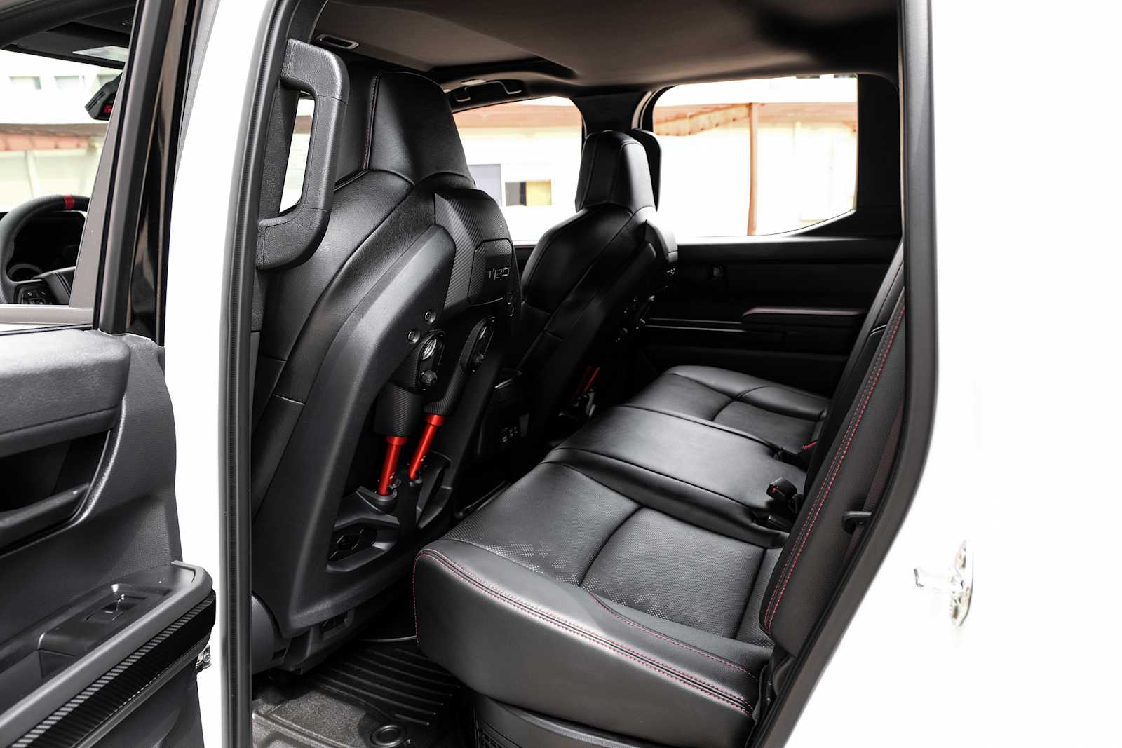 2025 Toyota Tacoma TRD Pro - Photo 39