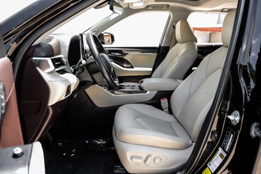 Used 2022 Toyota Highlander Limited SUV