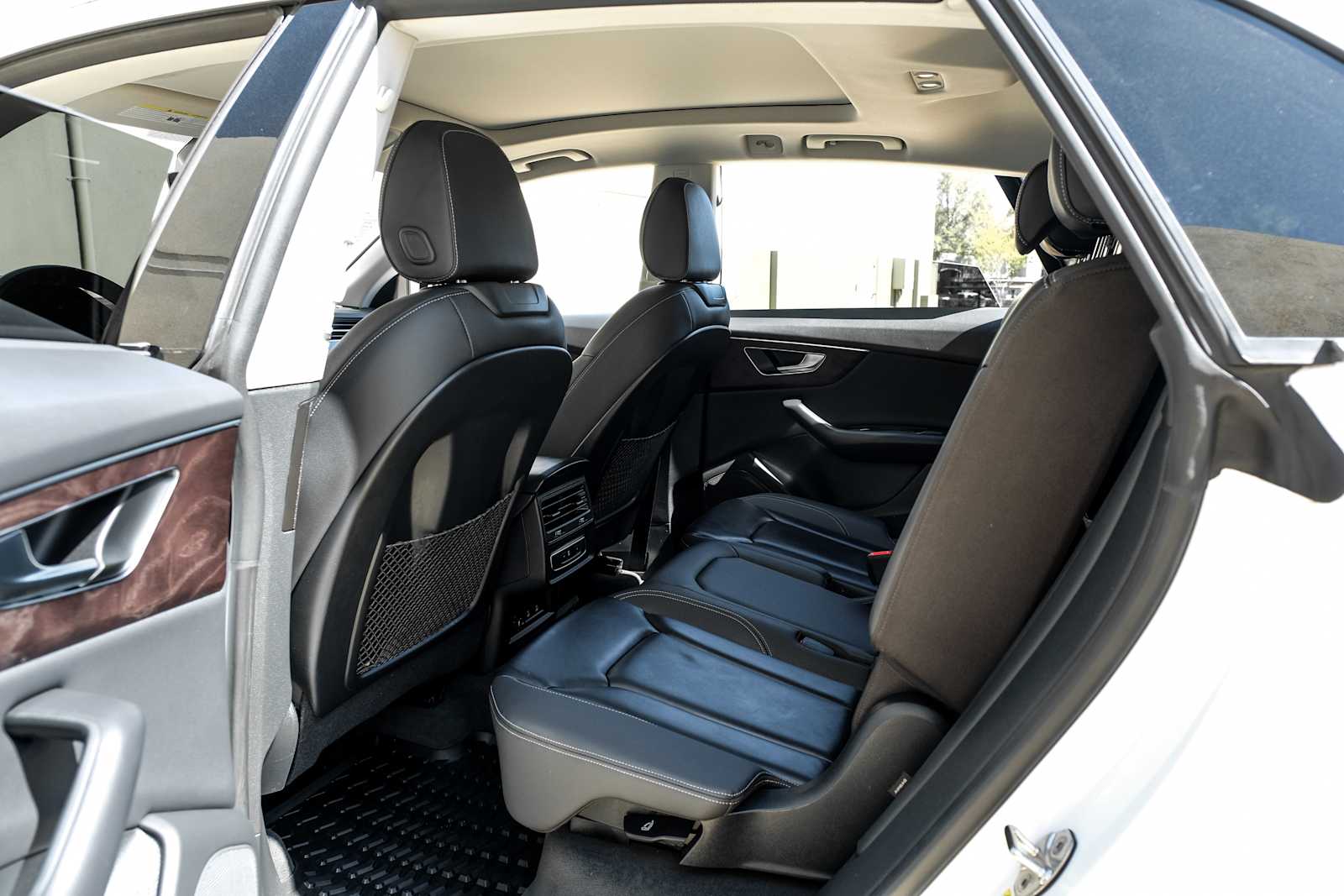 2022 Audi Q8 Premium - Photo 41