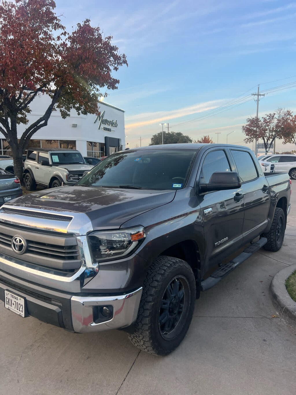 Used 2014 Toyota Tundra SR5 Crewmax 5.7L V8 6-Spd AT Truck