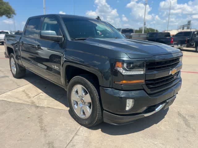 2017 Chevrolet Silverado 1500 Z71 LT photo 3