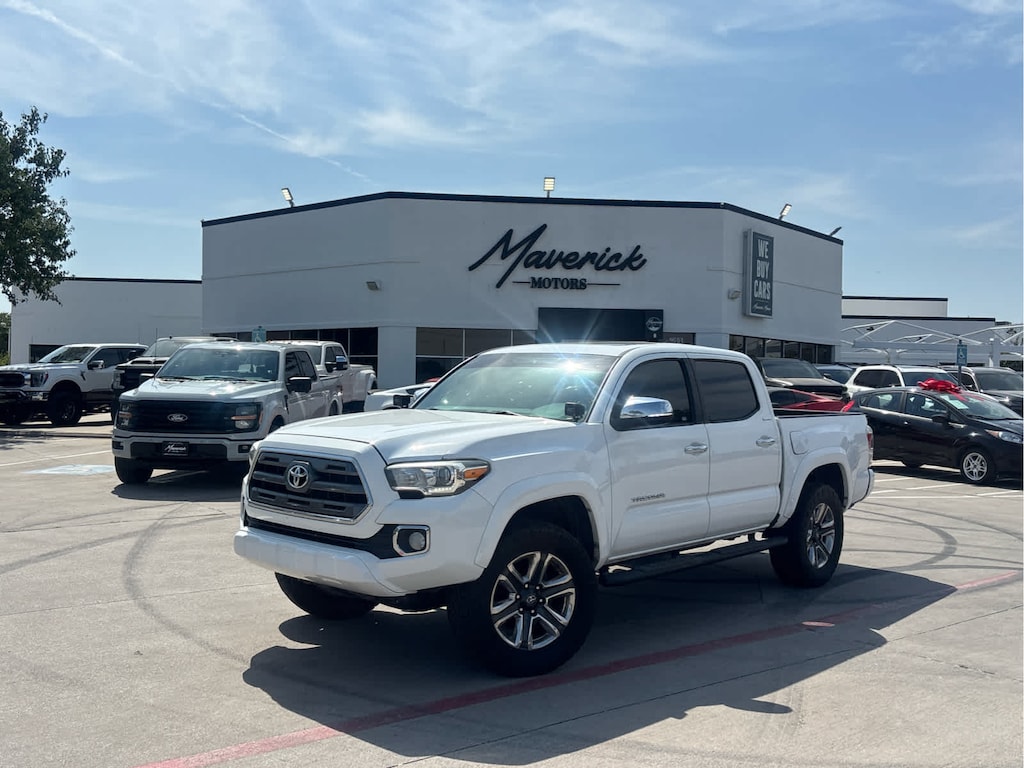 Used 2017 Toyota Tacoma Limited Double Cab 5 Bed V6 4x4 AT (SE) Truck