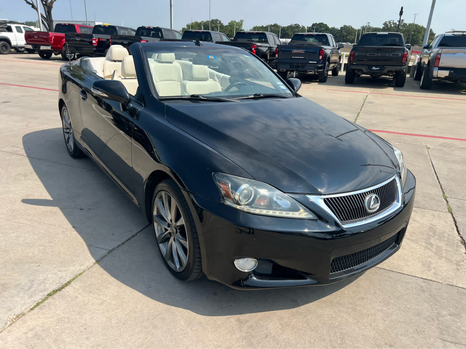 2015 Lexus IS 250C photo 4