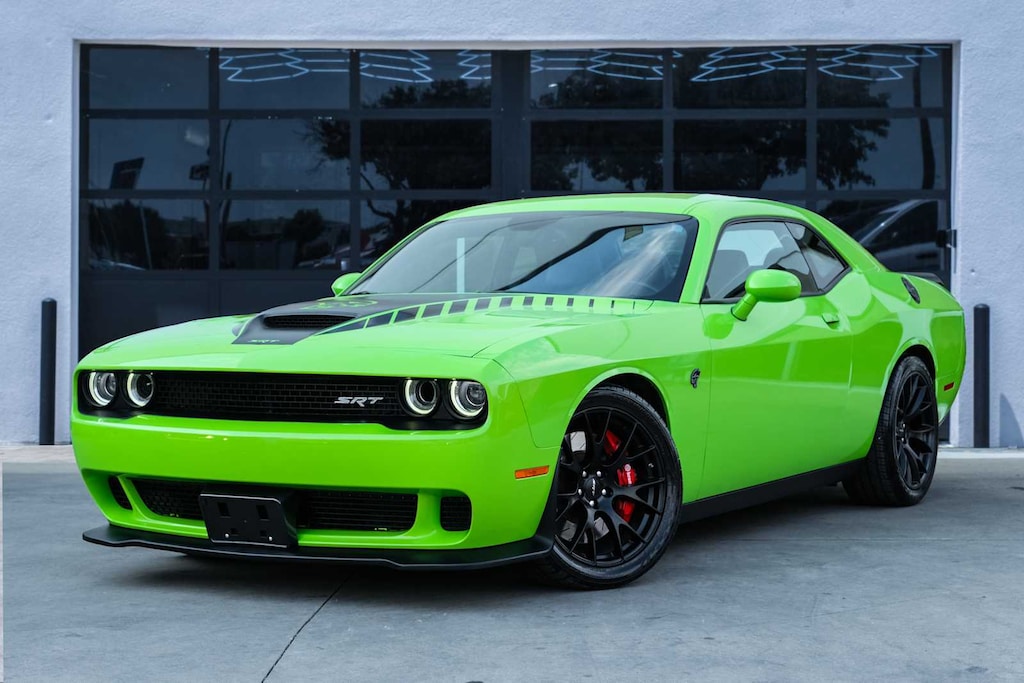 Used 2015 Dodge Challenger SRT Hellcat Coupe