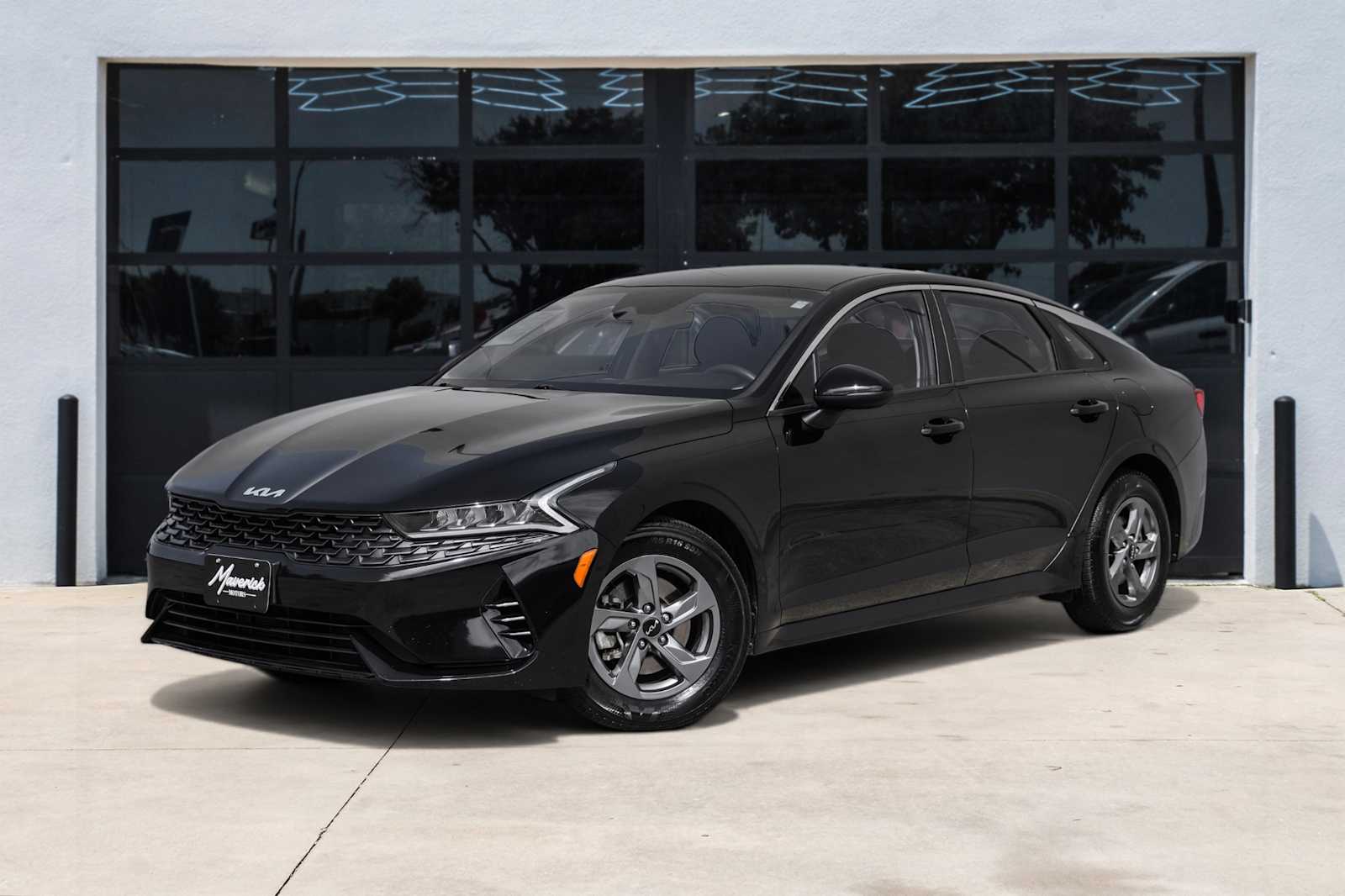 2023 Kia Optima LXS FWD's photo