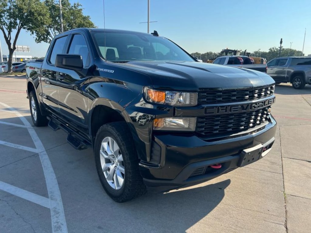 Used 2022 Chevrolet Silverado 1500 LTD Custom 4WD Crew Cab 157 4WD Crew Cab 157