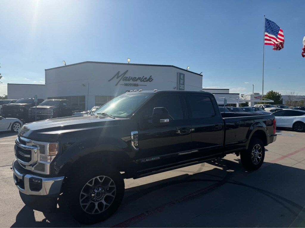 Used 2022 Ford Super Duty F-250 Pickup Lariat 4WD Crew Cab 6.75 Box Truck