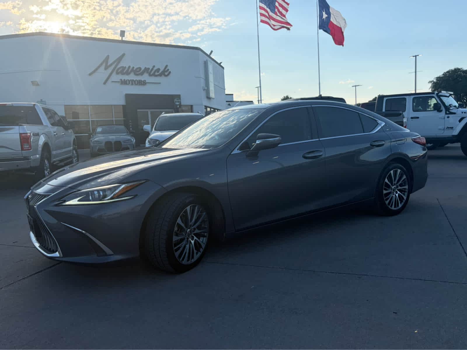 2019 Lexus ES 350 350's photo