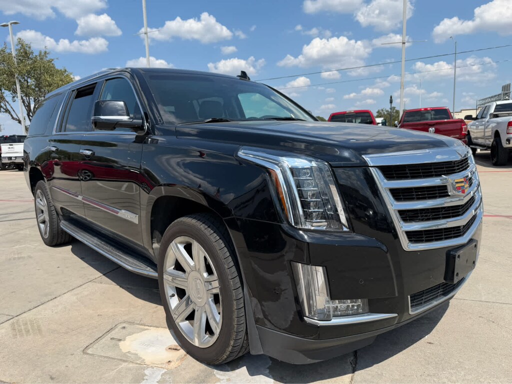 Used 2017 Cadillac Escalade ESV Luxury SUV