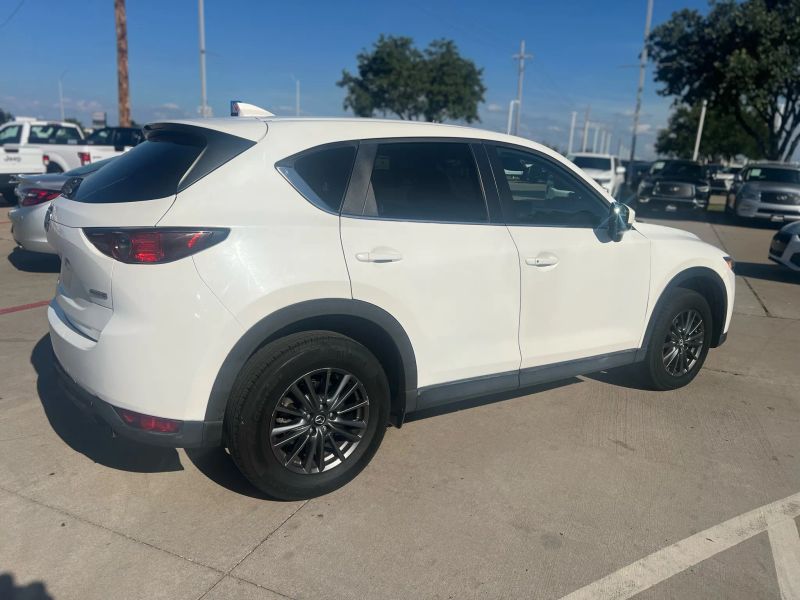 2021 Mazda CX-5 Touring Sport photo 3