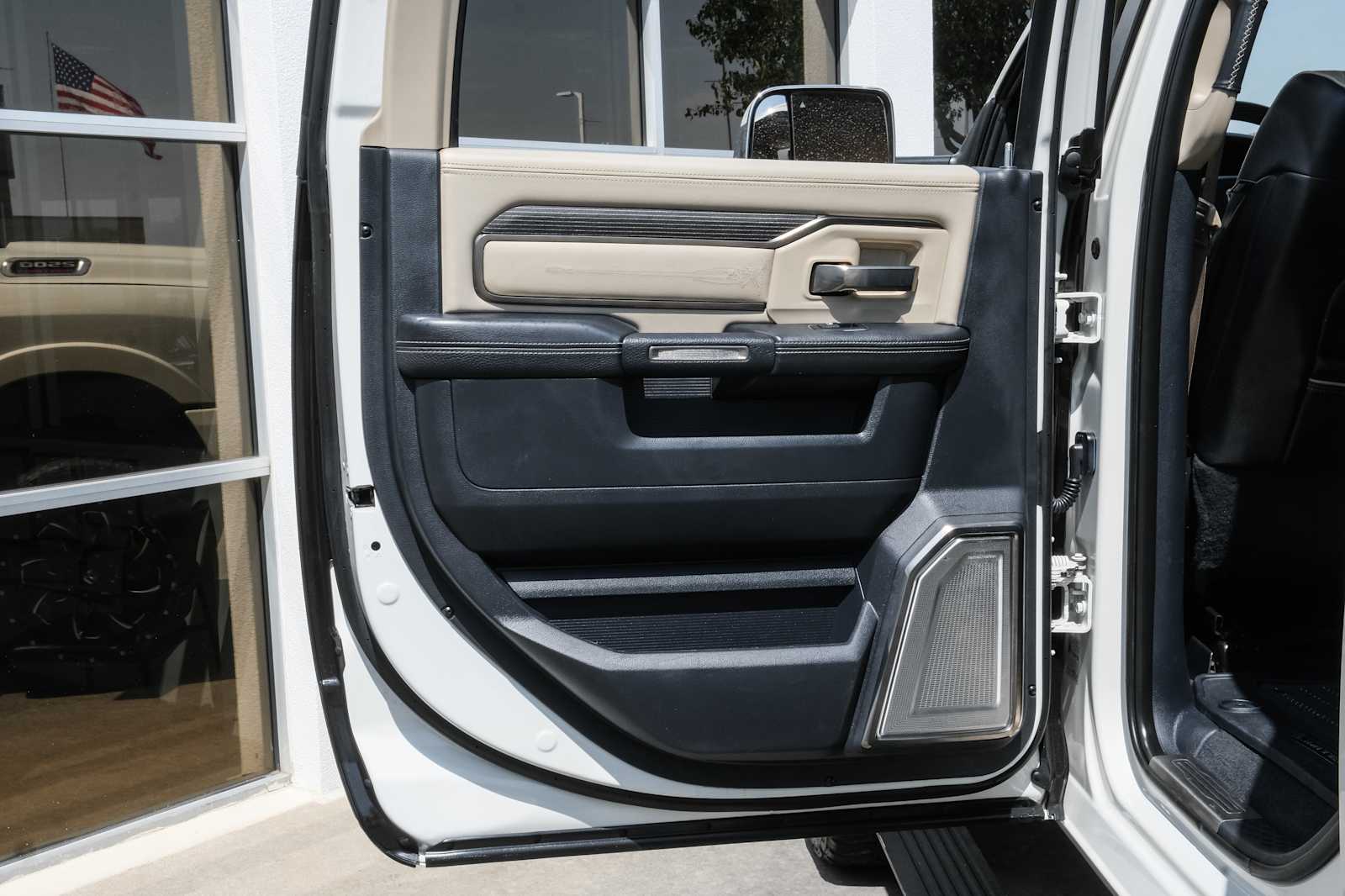 2019 RAM Ram 2500 Pickup Laramie Limited - Photo 44