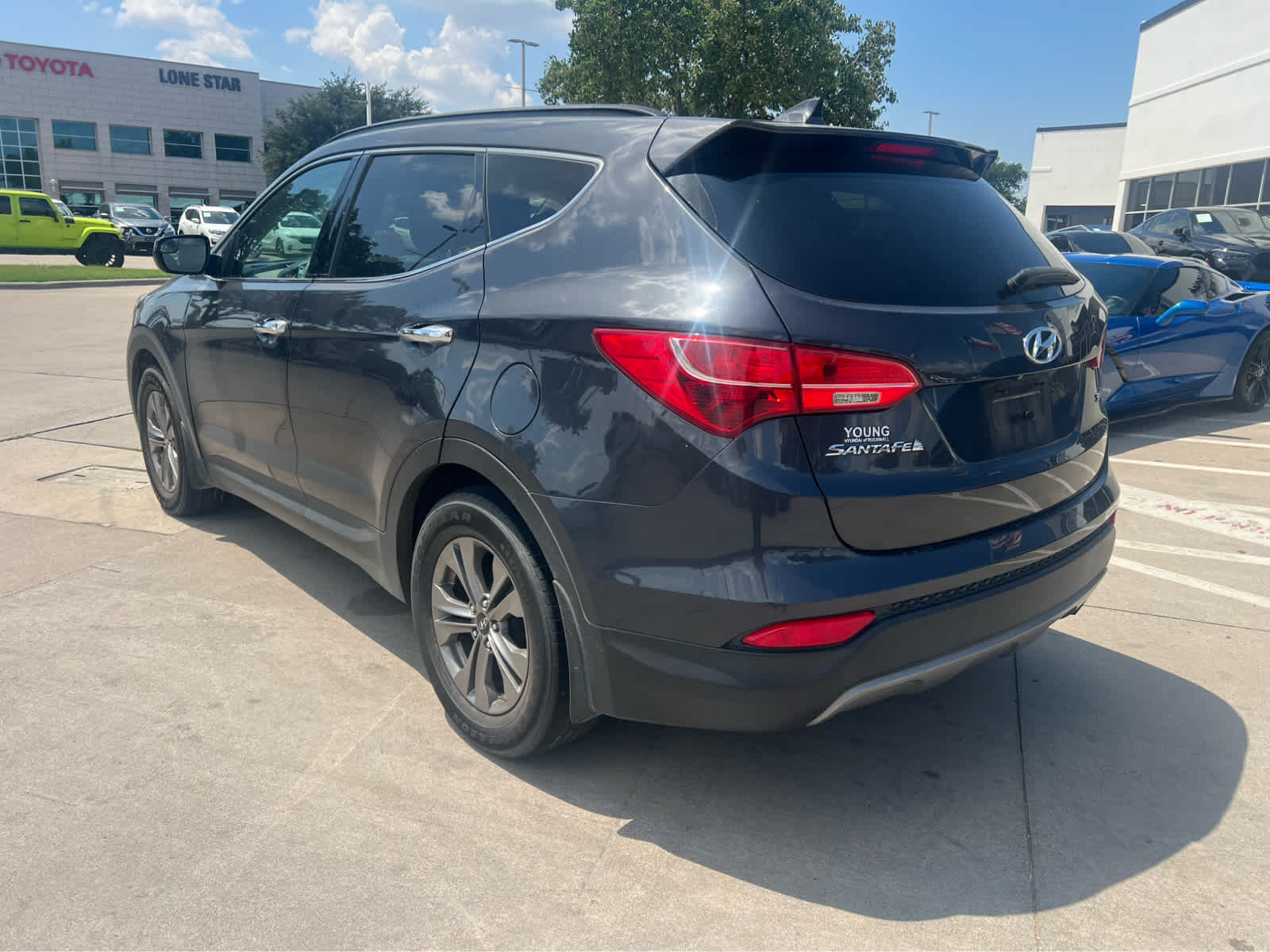 2016 Hyundai Santa Fe Sport photo 2