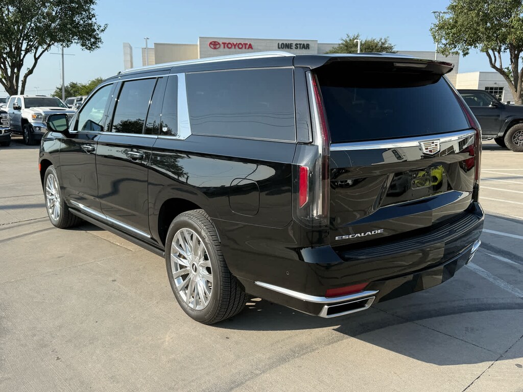 Used 2023 Cadillac Escalade ESV 4WD Premium Luxury SUV